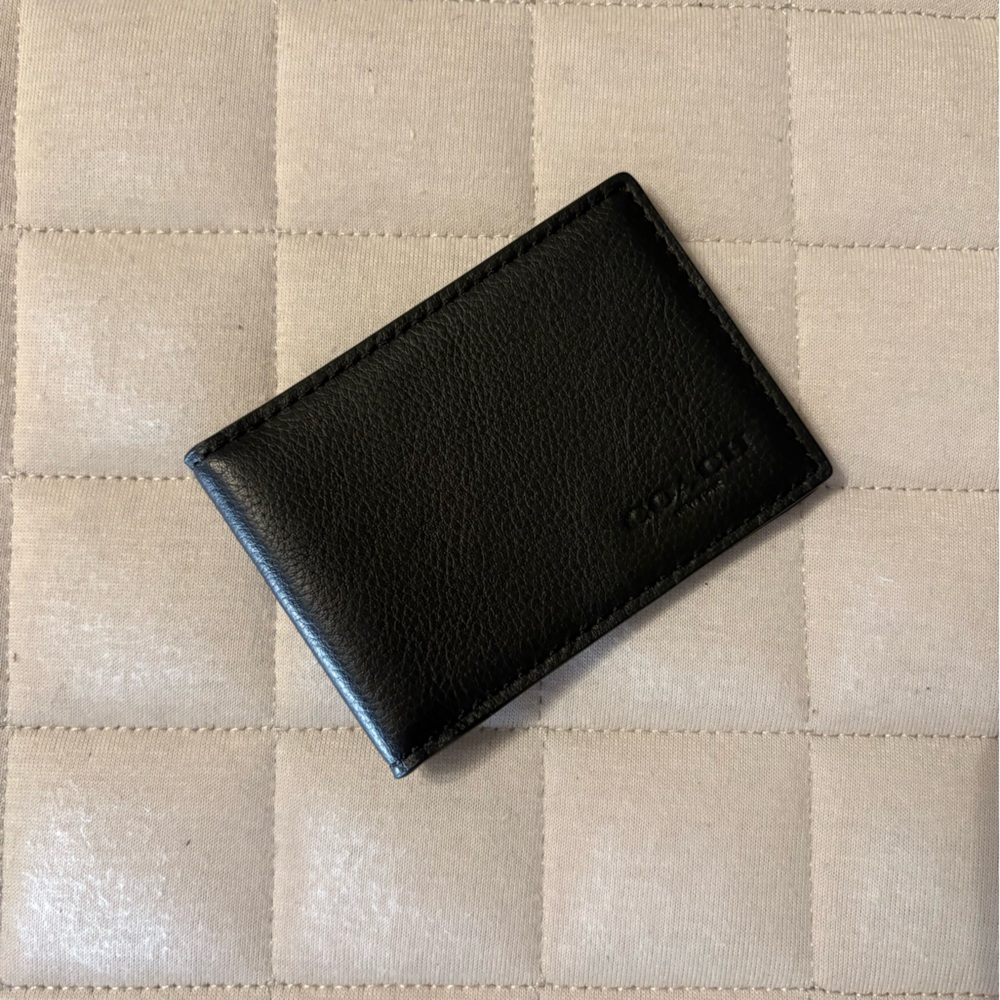Coach Black Leather Wallet Key Card Holder Minimalist Design